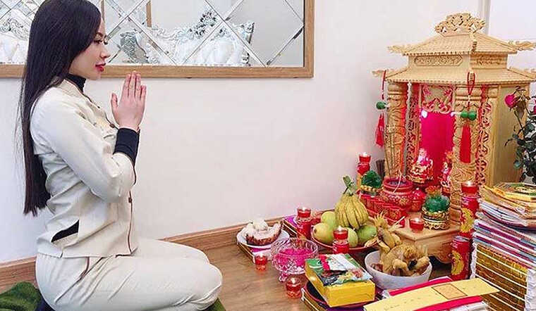 lễ vật cúng thần tài thổ địa hàng ngày​